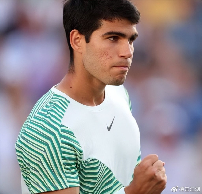 加强了对球 加强了对球